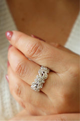 Elegant & Trendy 14K Gold White 1.33 Carats Diamond Accented Floral Inspired Fashion Ring